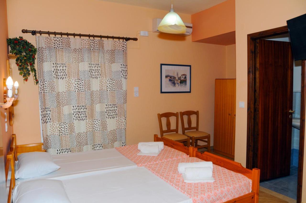 Nefeli Rooms Pefki  Habitación foto