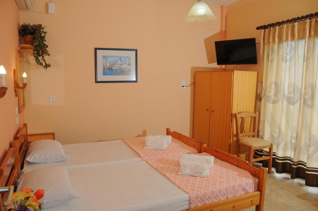 Nefeli Rooms Pefki  Habitación foto